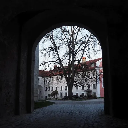 Burgvier Familienwohnung In Der Burg Apartamento
